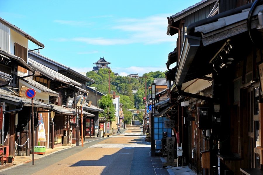 日本國內少數保留下江戶時代道路劃分的犬山城下町，近年來在IG上相當受矚目