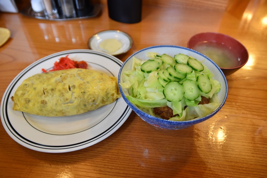 レストラン自由軒的オムライス和昔のカツ丼