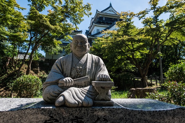 Okazaki Castle and Castle Park