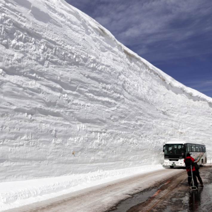 The Snow Canyon of Tateyama