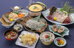 初しらす&かい 料理の画像