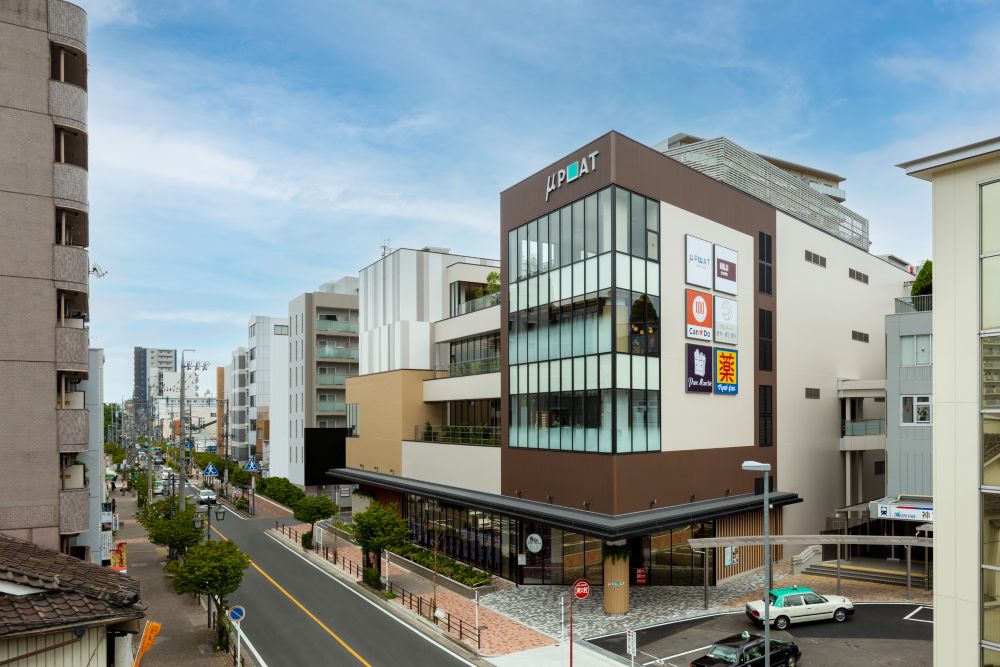 μPLAT等の商業施設